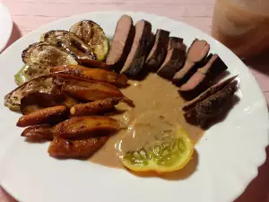 Filete de avestruz marinado a la parrilla