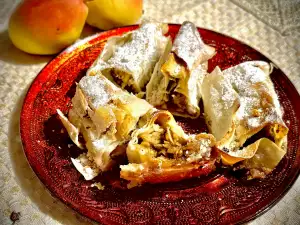 Strudel de peras, nueces y canela