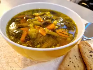 Sopa vegana de brócoli y champiñones