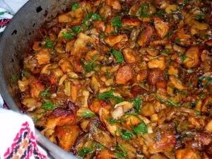 Cerdo al horno con champiñones y puerros