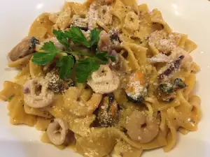 Tagliatelle con marisco congelado