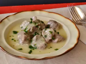 Ternera guisada con salsa blanca