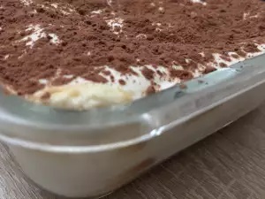 Tiramisú con requesón y queso crema