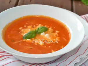 Sopa de tomate tradicional