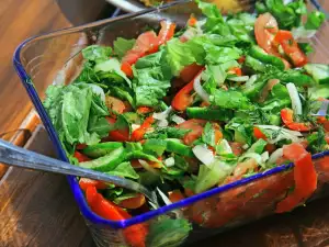 Ensalada con aderezo de miel y mostaza