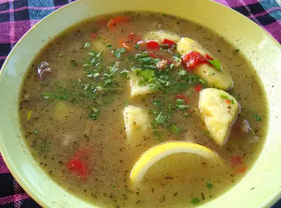 Sopa de pollo con mollejas y corazones - Receta 