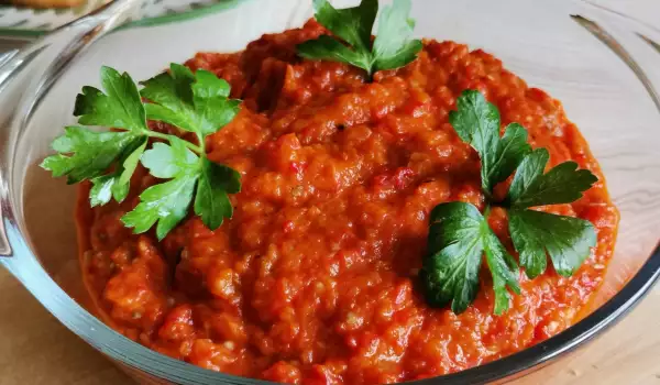 Ajvar con berenjenas y zanahorias