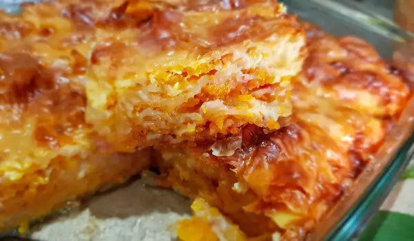 Pastel de masa filo con calabaza y ciruela