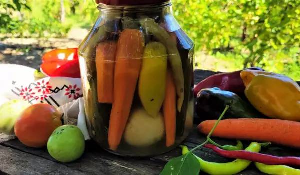 Verduras encurtidas de modo rápido