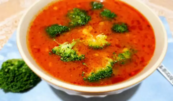 Sopa de brócoli y tomate
