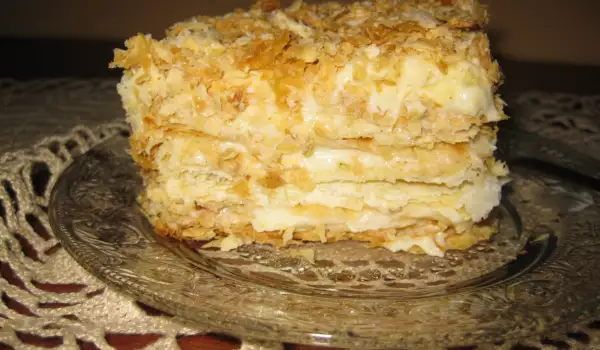 Pastel de hojaldre con crema bávara