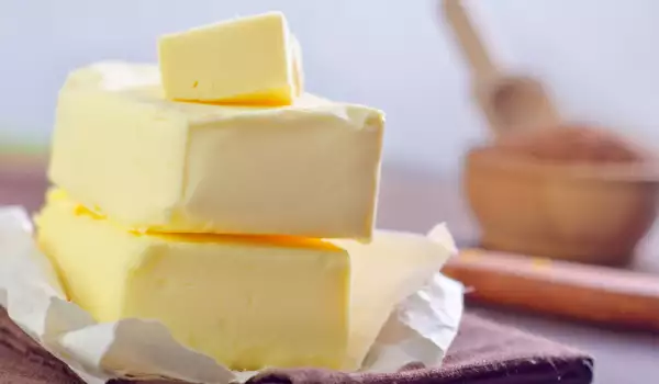 ¿Cuánto dura la mantequilla en la nevera?