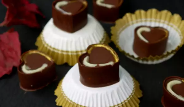 Bombones de chocolate en forma de corazón