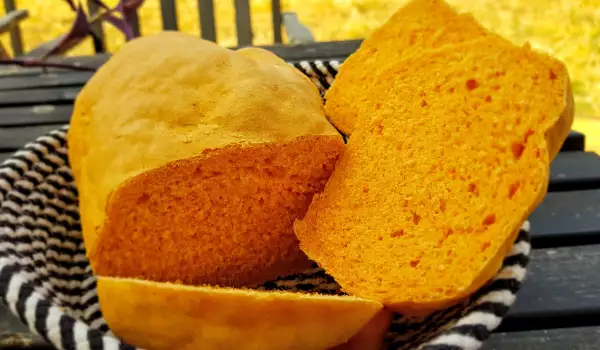 Pan de pimientos rojos