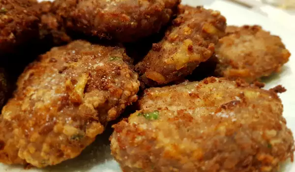 Albóndigas en salsa picante