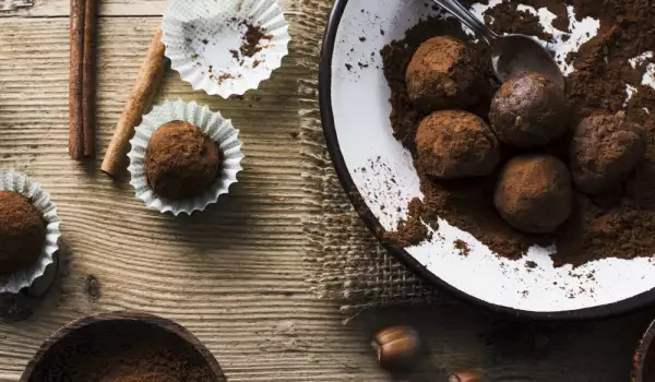 El chocolate negro es más beneficioso que el chocolate con leche