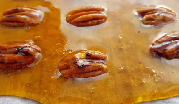 Caramelo crujiente con nueces (sheker gitano)