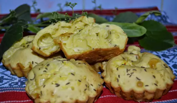 Muffins salados con queso y comino