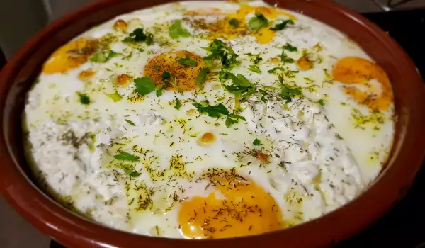 Huevos al horno con crema de espinacas