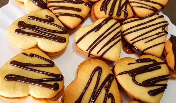 Galletas rellenas en forma de corazón