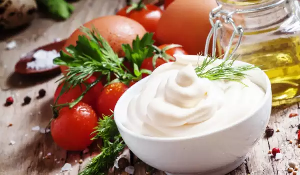 ¿Es posible y cómo hacer mayonesa casera con aceite de oliva?