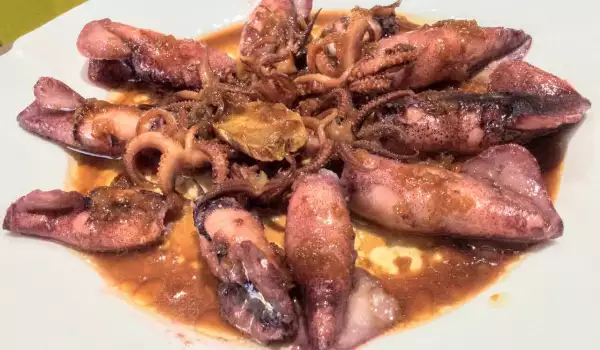Calamares con jengibre, cerveza y salsa de soja
