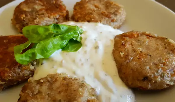 Albóndigas de alubias y chía con una salsa espectacular