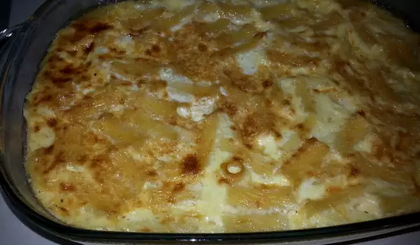 Deliciosos macarrones al horno con leche y huevos