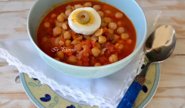 Sopa marroquí de tomates y garbanzos
