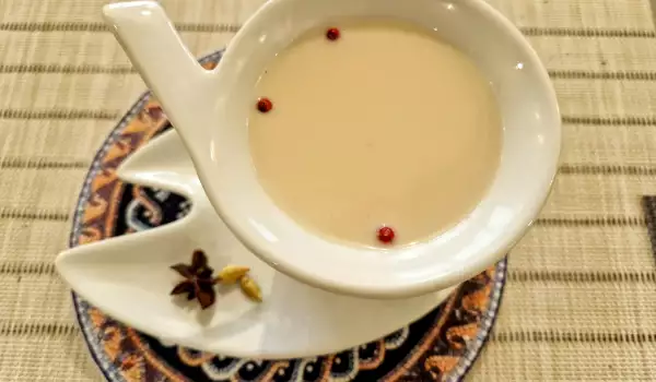 Masala Chai con Anís Estrellado y Pimienta Rosa