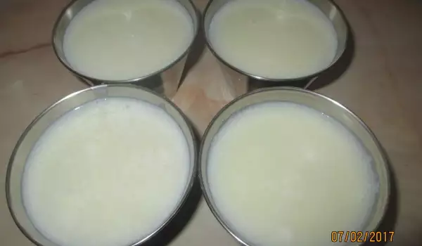 Postre de leche con sémola