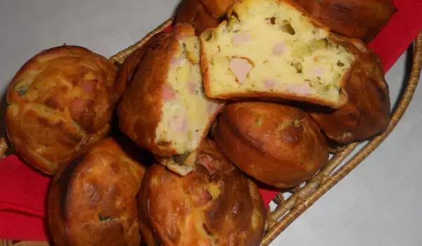 Muffins salados con huevo y bacon