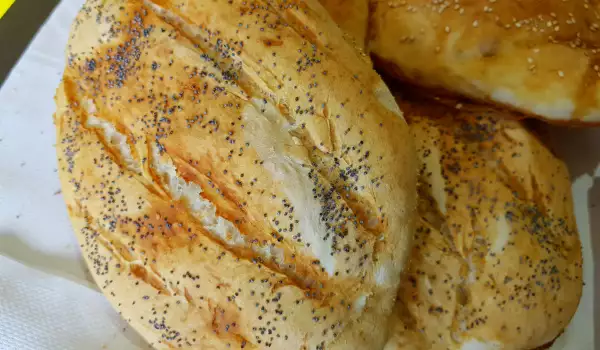 Pan iraní (Naan barbari)