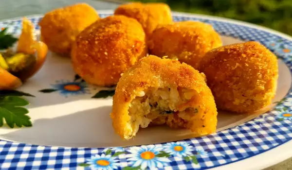 Croquetas de arroz con parmesano