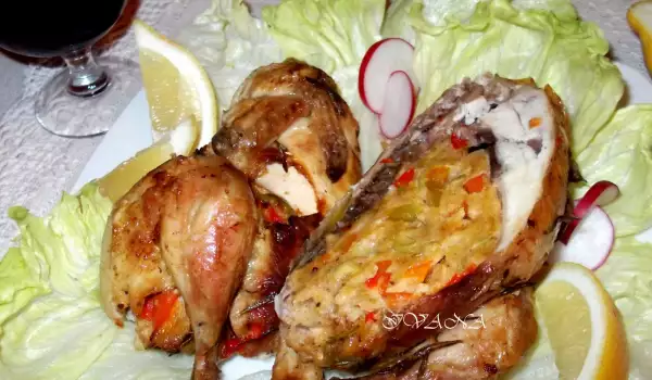 Pollo relleno de verduras
