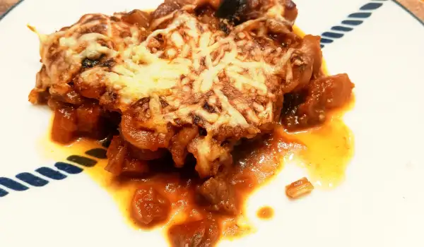 Berenjenas al horno con salsa de tomate y queso