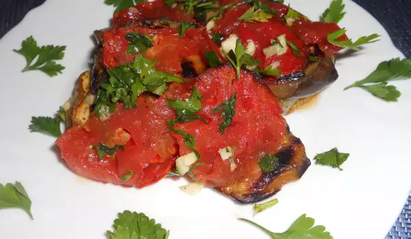 Berenjenas al horno con carne picada y tomate