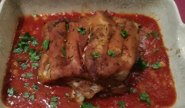 Panceta de cerdo asada con maravillosa salsa de tomate