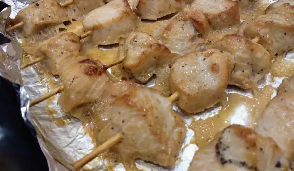 Pinchos de pollo al horno con leche (muy tiernos)