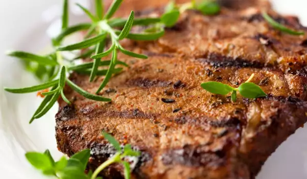 ¿Como condimentar y adobar los filetes de carne?