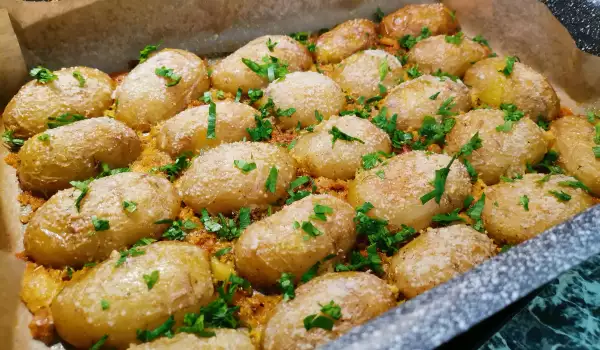 Irresistibles patatas con costra de parmesano