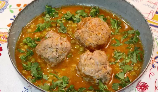 Albóndigas de pavo con guisantes