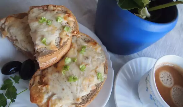 Sándwich con bechamel para los domingos en casa