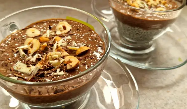 Postre de chía con chocolate y miel
