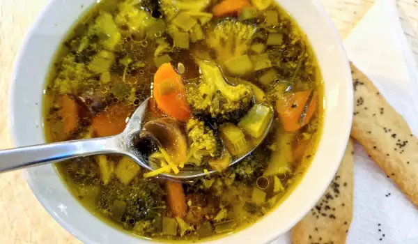Sopa vegana de brócoli y champiñones