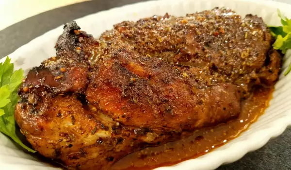Paletilla de cerdo al horno con vino y miel