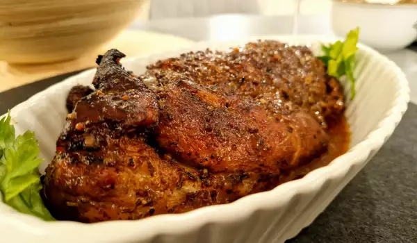 Paletilla de cerdo al horno con vino y miel