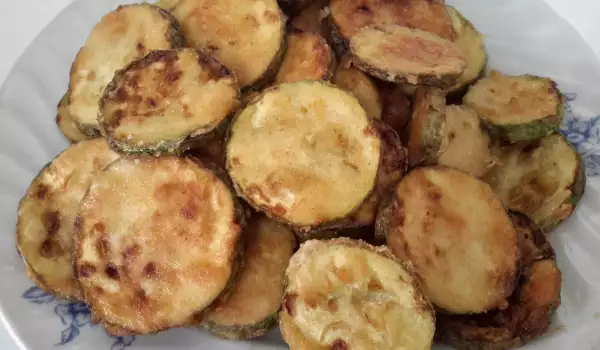 Calabacines fritos al estilo griego