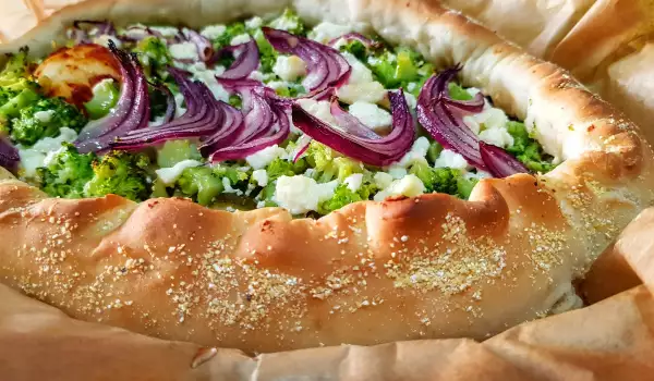 Pizza turca vegetariana sin carne
