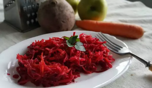 Ensalada Vitamina de Remolacha, Zanahorias y Manzanas